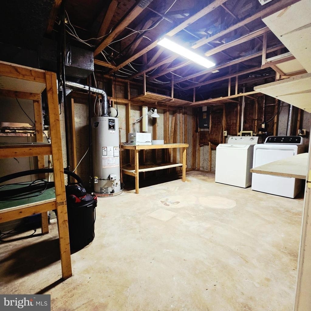 20011 Placid Lake Terrace - Photo 33