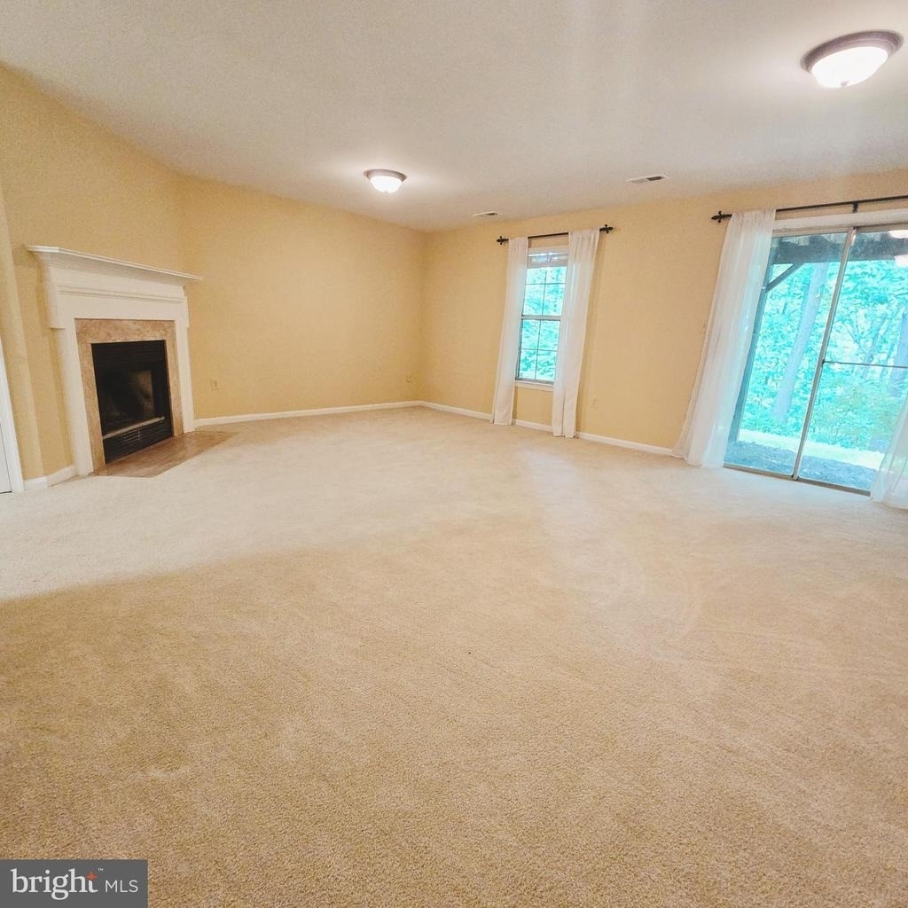 20011 Placid Lake Terrace - Photo 29