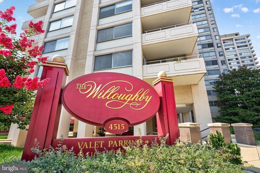 4515 Willard Avenue - Photo 1