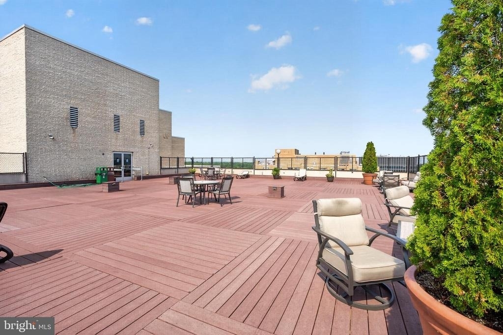 4515 Willard Avenue - Photo 28