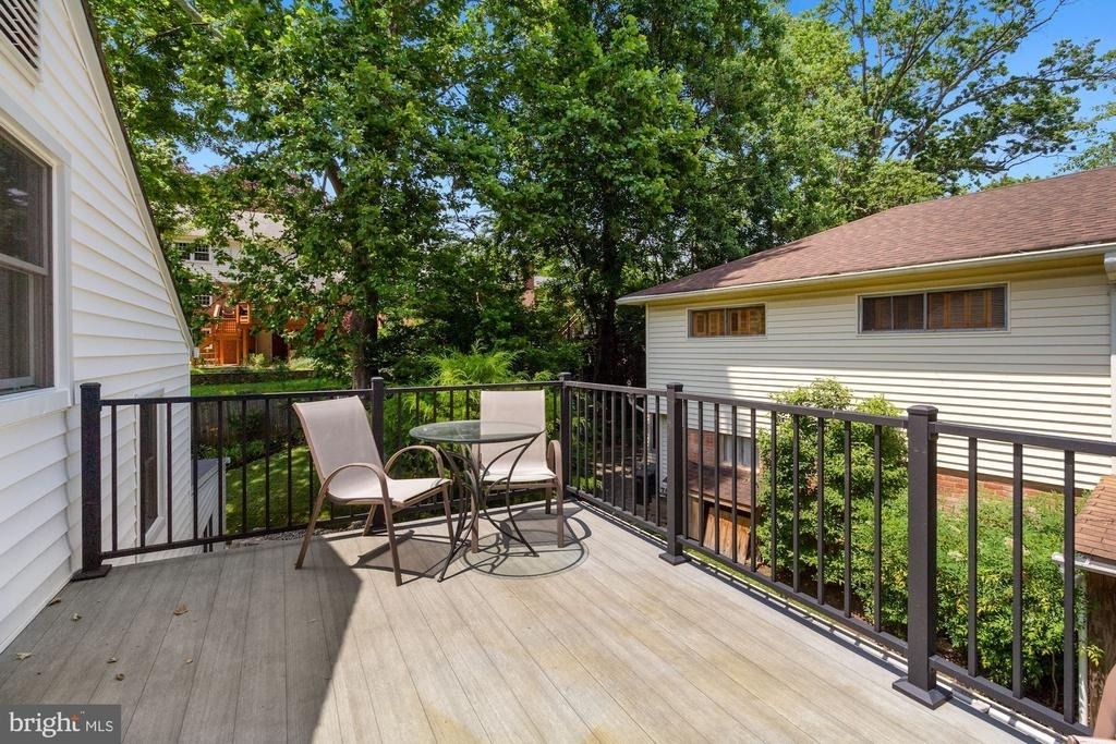 9504 Wadsworth Drive - Photo 30