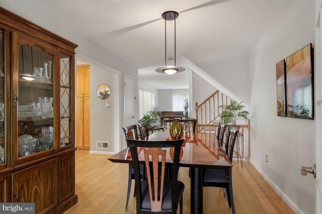 9504 Wadsworth Drive - Photo 8