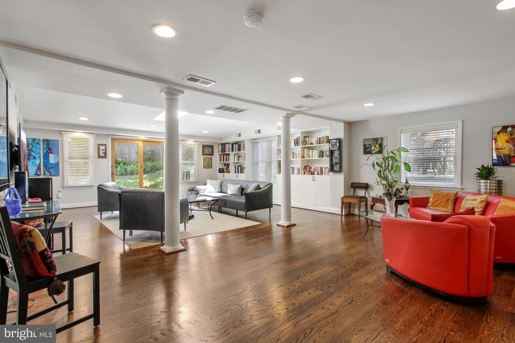 9504 Wadsworth Drive - Photo 33
