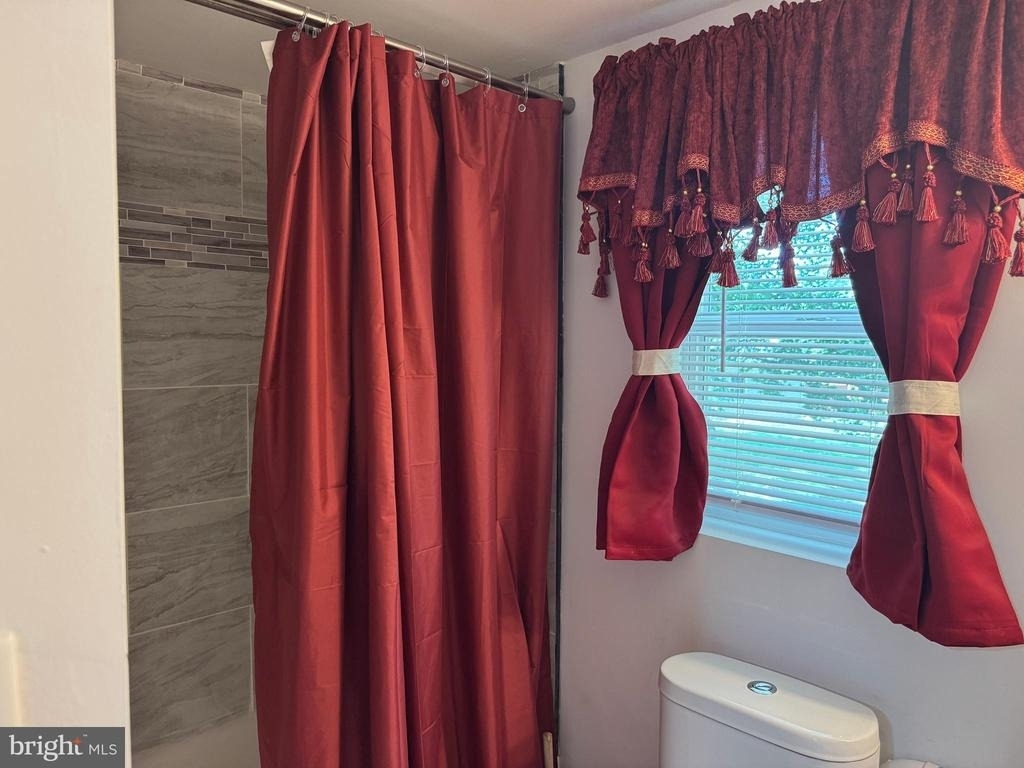 8612 Creek Court - Photo 10