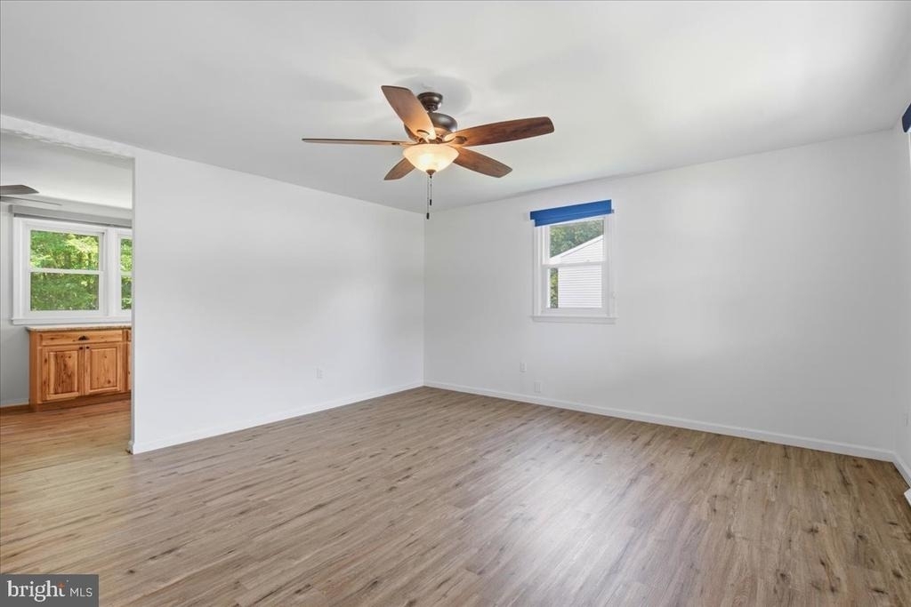 1447 Knight Avenue - Photo 2