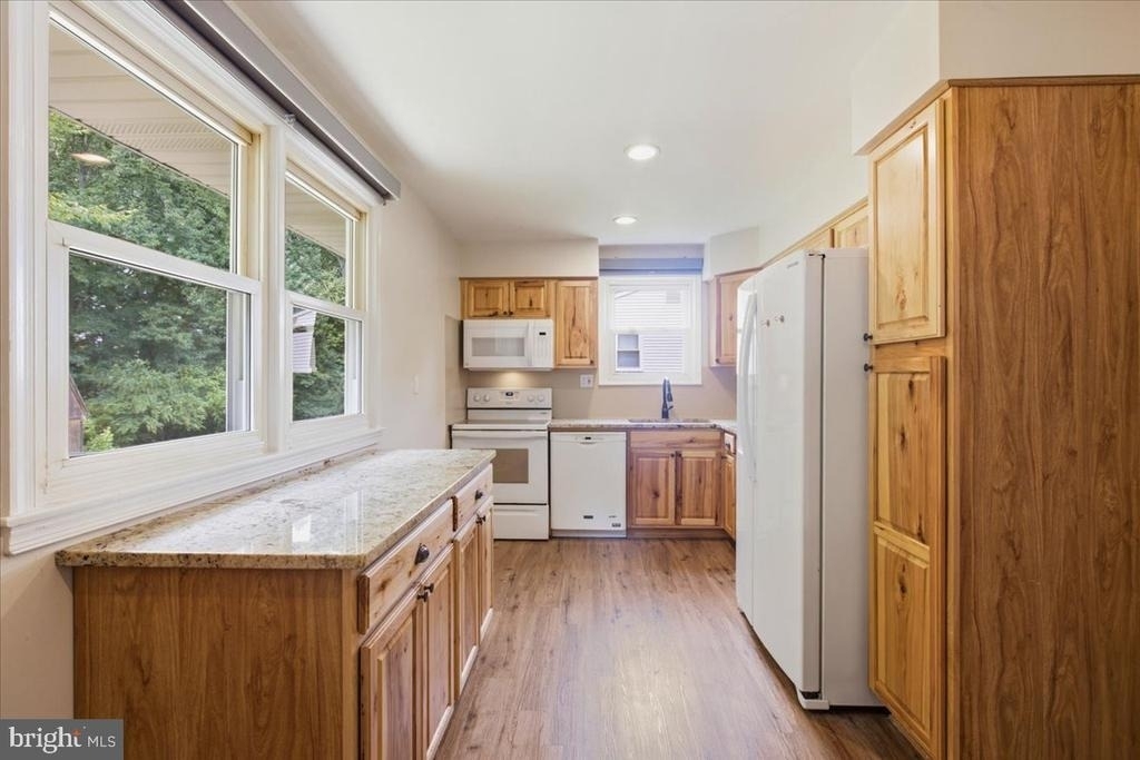 1447 Knight Avenue - Photo 4