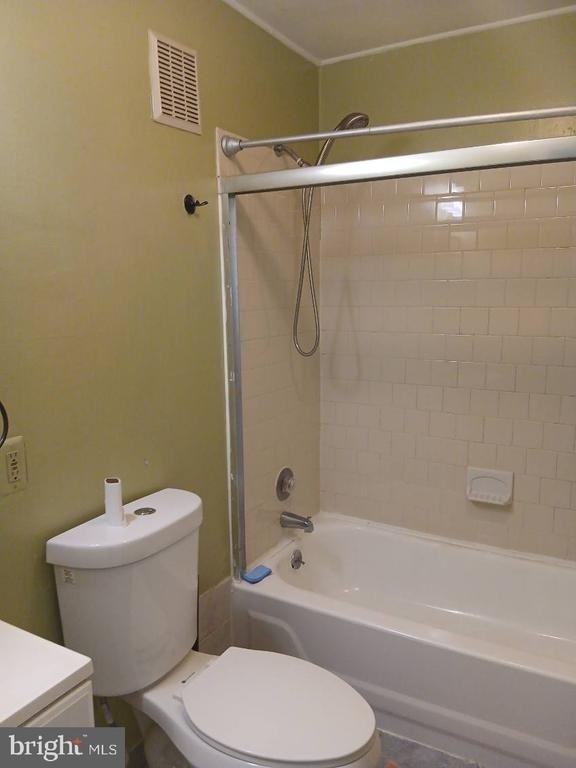 1704 Monterey Street - Photo 2