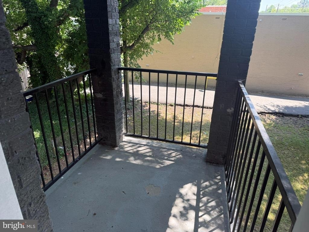 5501 Foote St. Ne - Photo 5