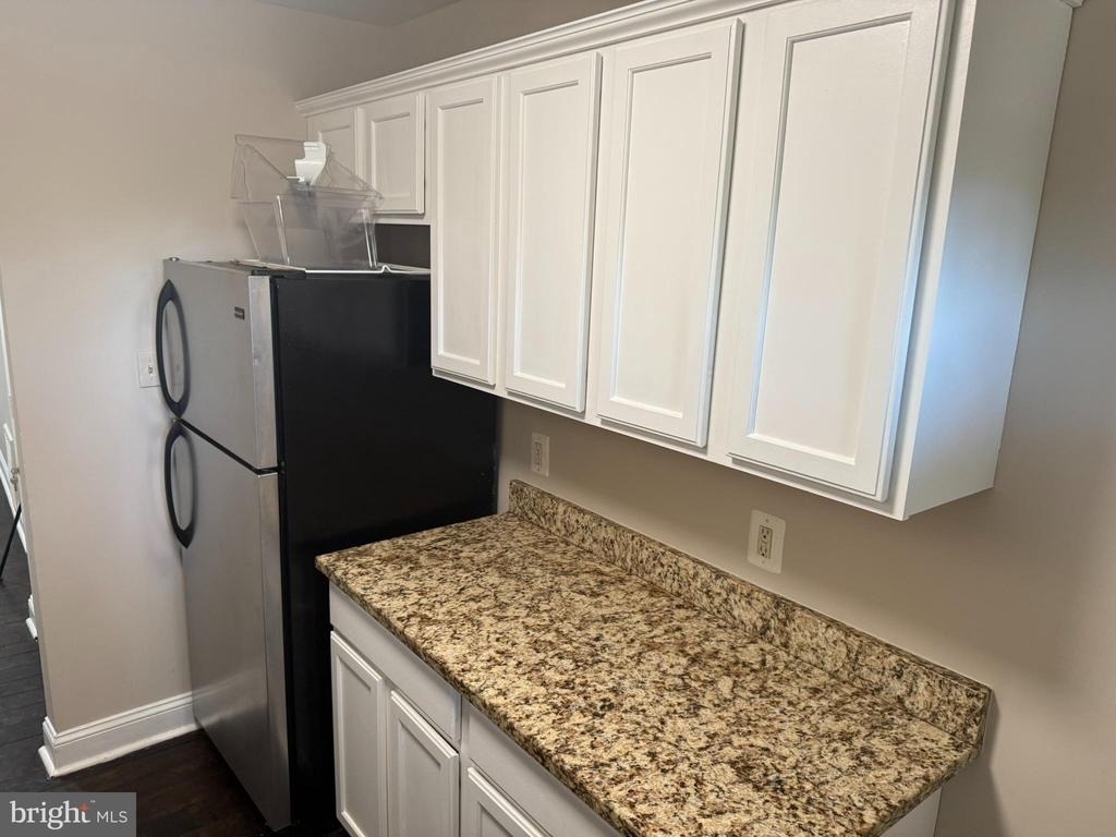 5501 Foote St. Ne - Photo 8