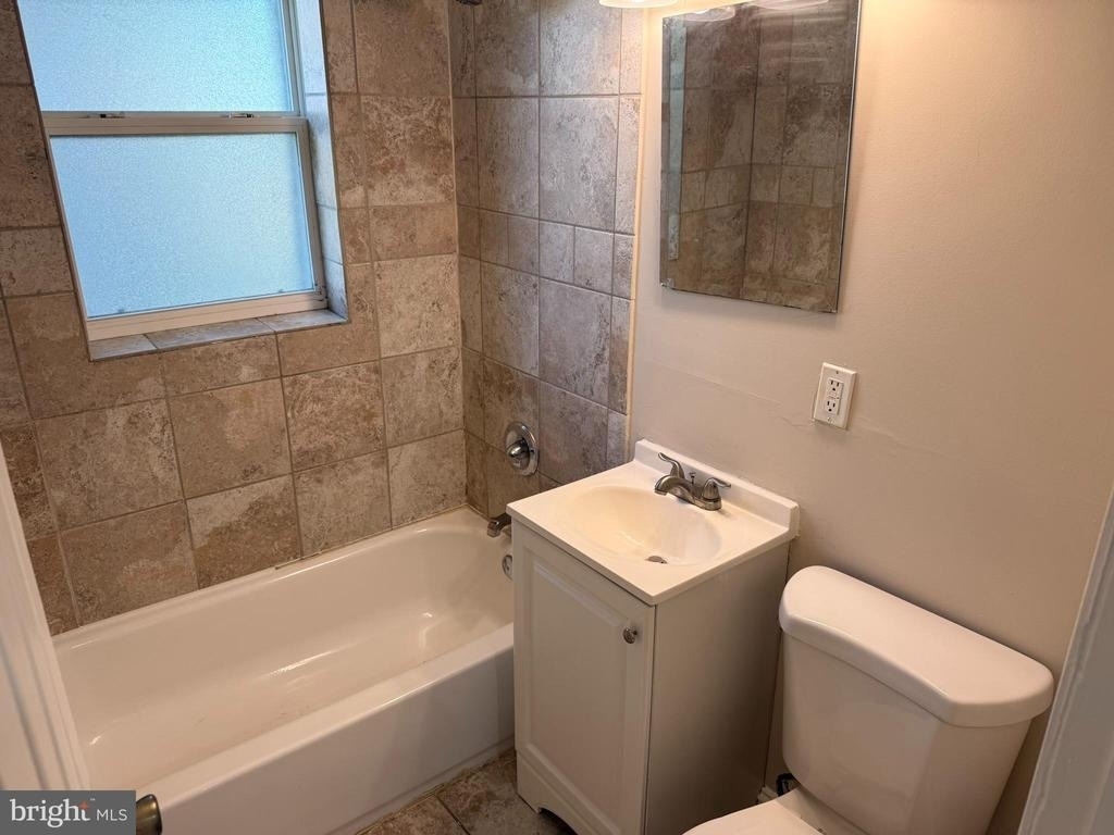 5501 Foote St. Ne - Photo 13
