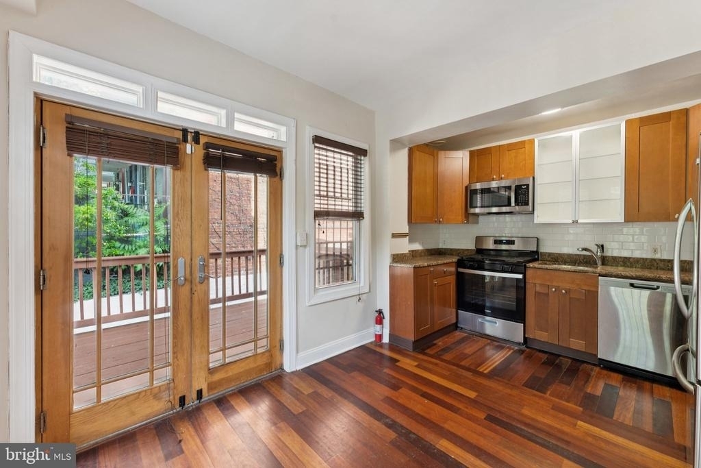 2911 Sherman Avenue Nw - Photo 10