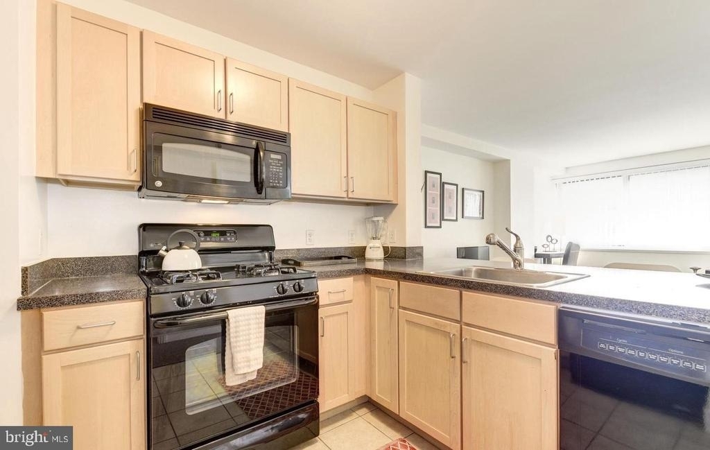 800 4th Street Sw - Photo 2