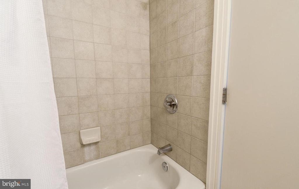 800 4th Street Sw - Photo 9