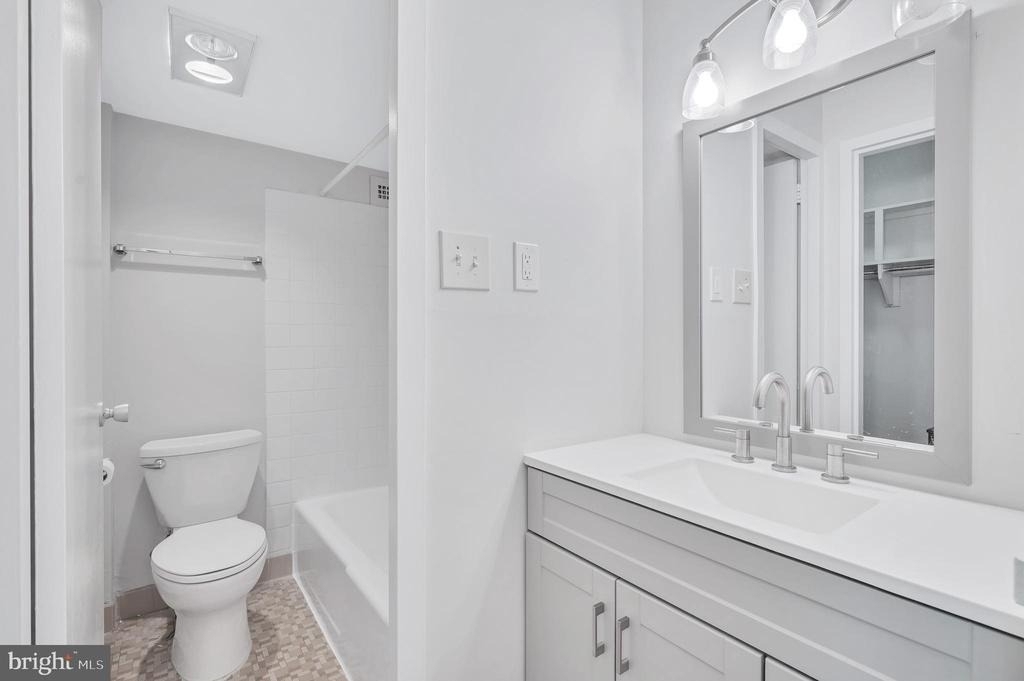 2201 L Street Nw - Photo 18