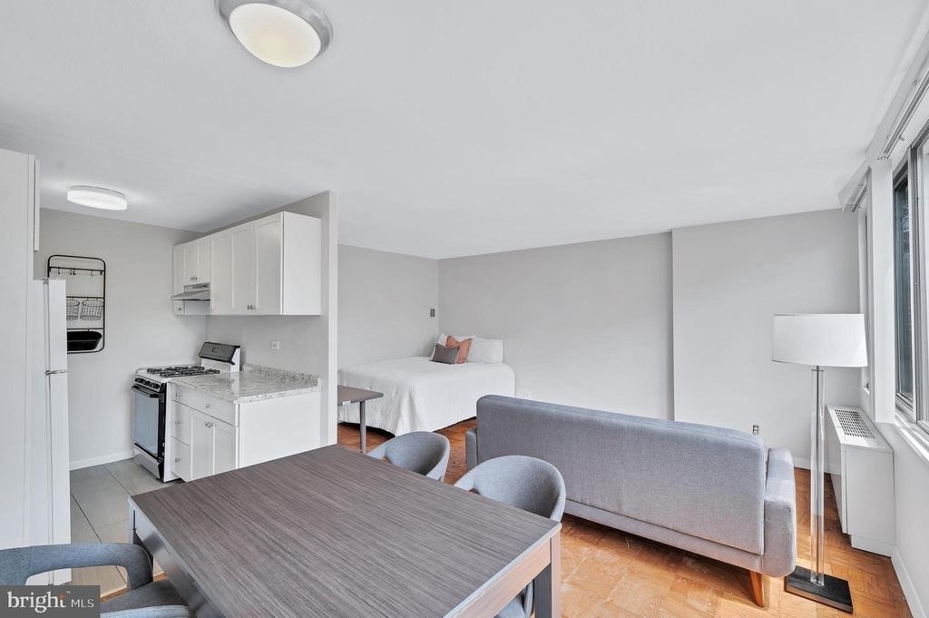 2201 L Street Nw - Photo 12