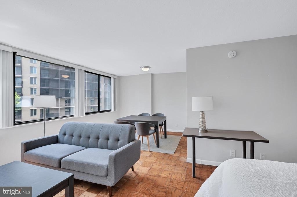 2201 L Street Nw - Photo 9
