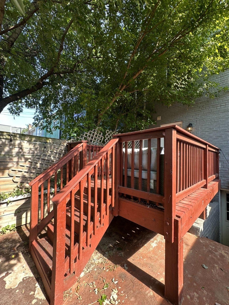 1914 D Street Ne - Photo 24