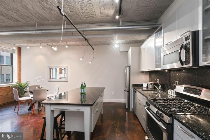 916 G Street Nw - Photo 5