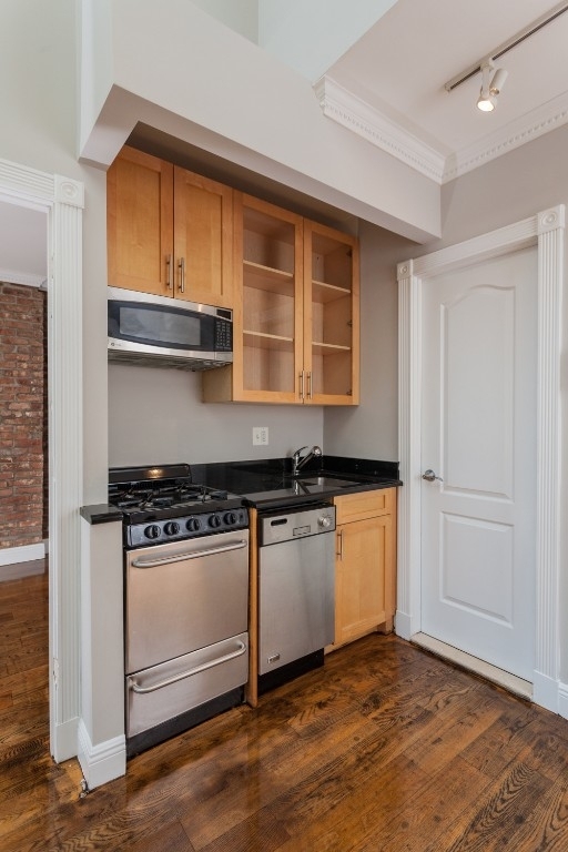 West 21st Street - Photo 4