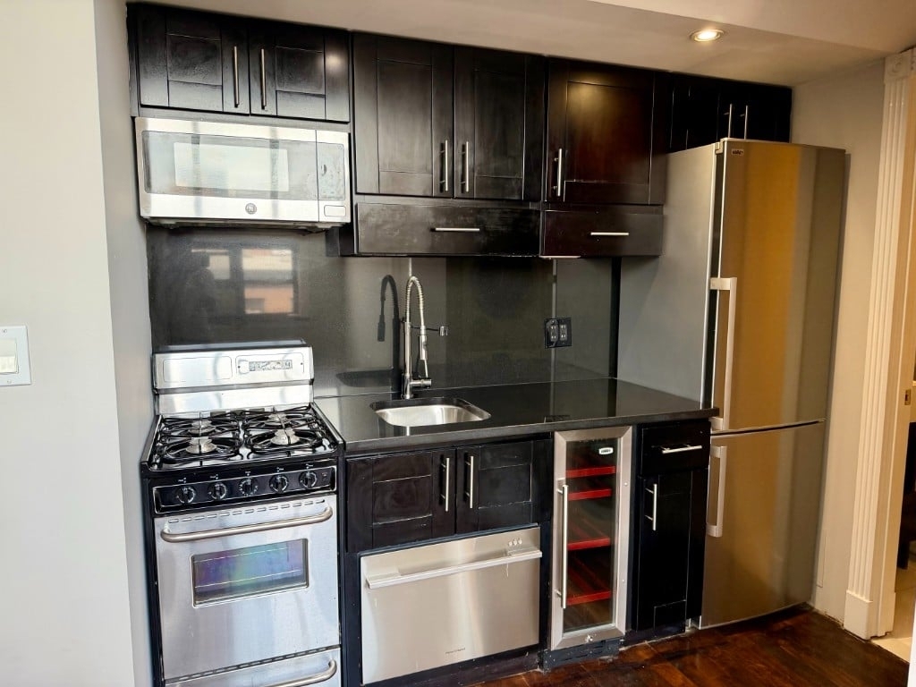 232 West 14th Street, Unit 5a - Photo 15