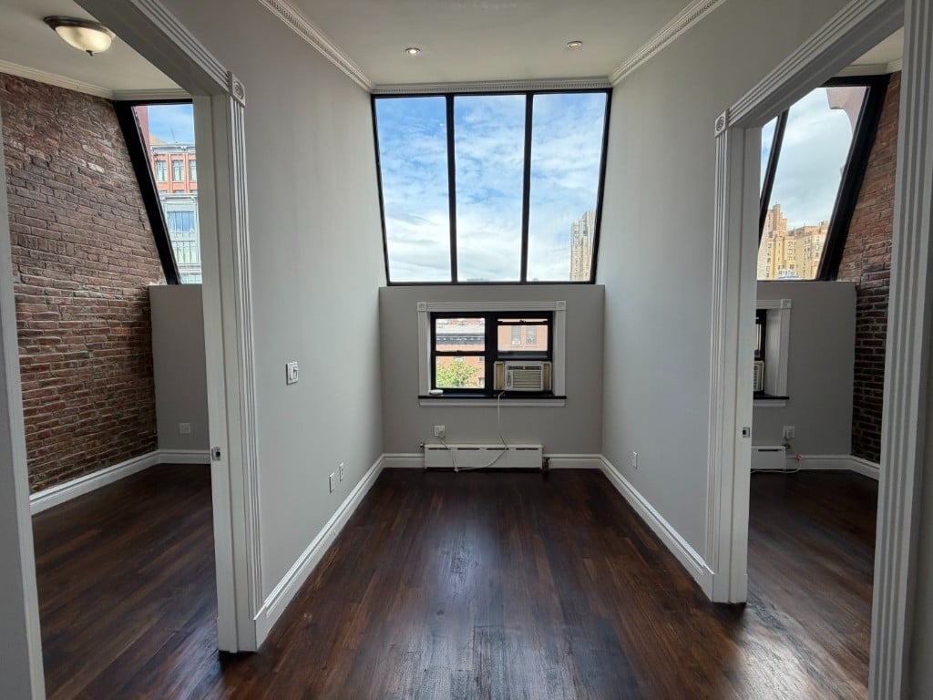 232 West 14th Street, Unit 5a - Photo 8