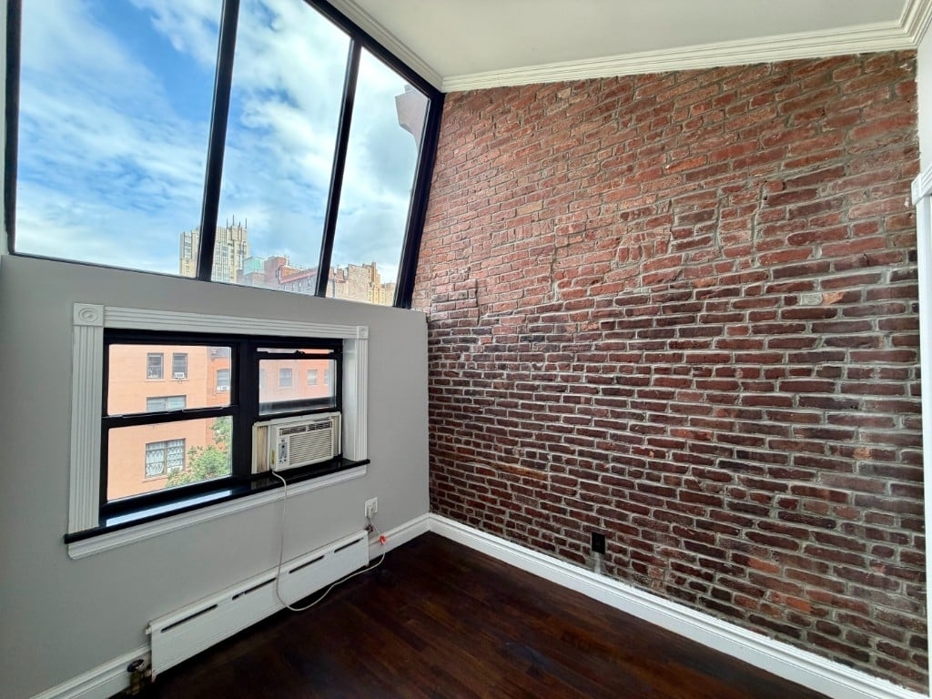 232 West 14th Street, Unit 5a - Photo 12