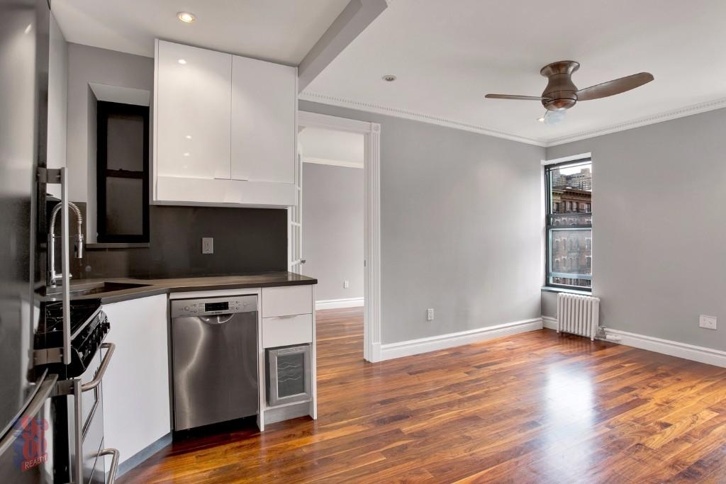 Lexington Avenue - Photo 0