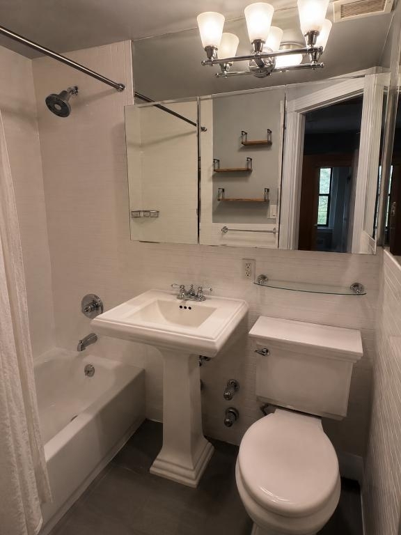 Copy of 234 West 14th Street, Unit 2b - Photo 4