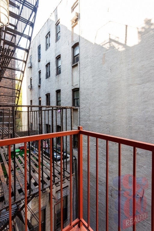 Avenue B, Unit 6-3r - Photo 5