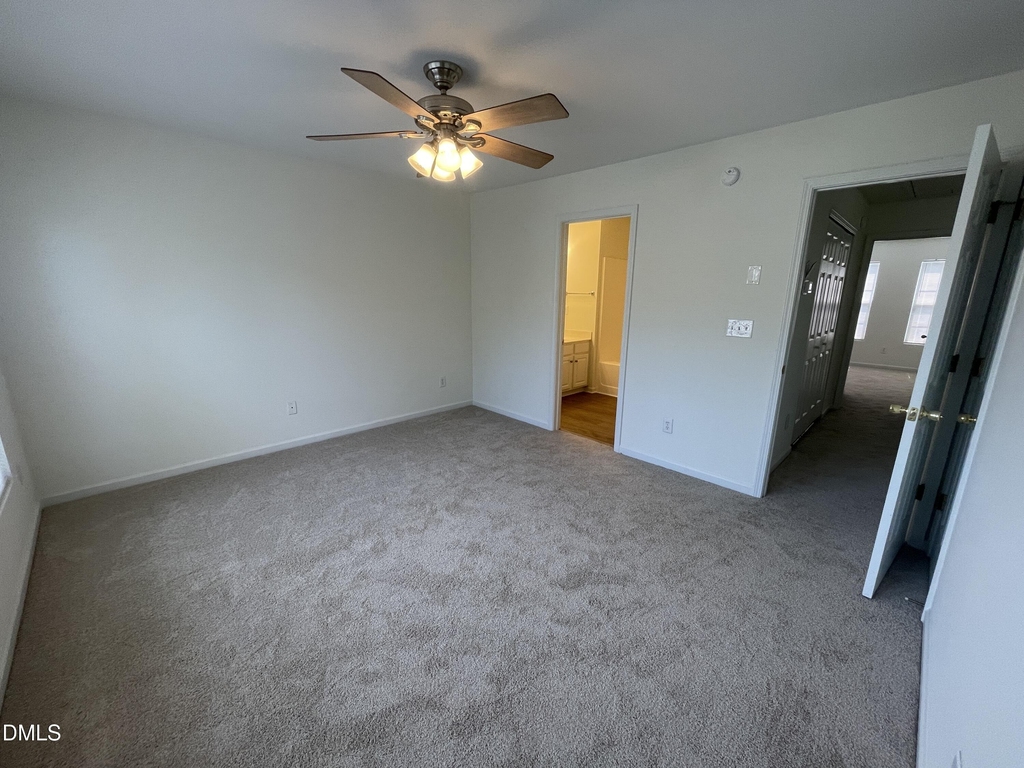 4905 Wyatt Brook Way - Photo 8