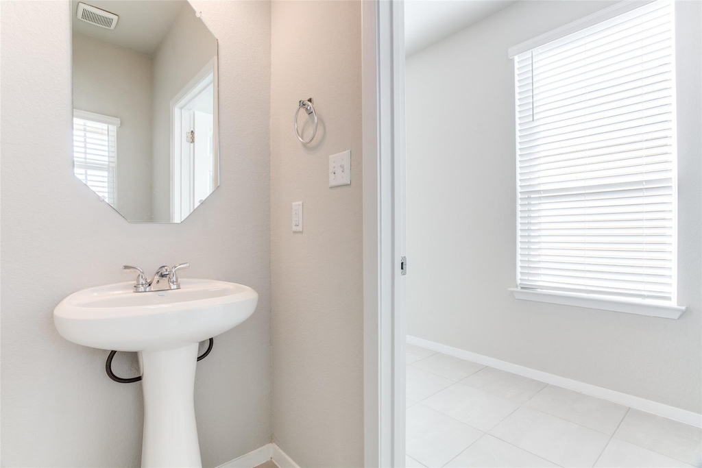 140 Living Reef Dr - Photo 21