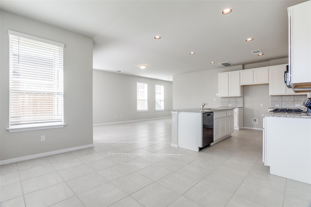 140 Living Reef Dr - Photo 8