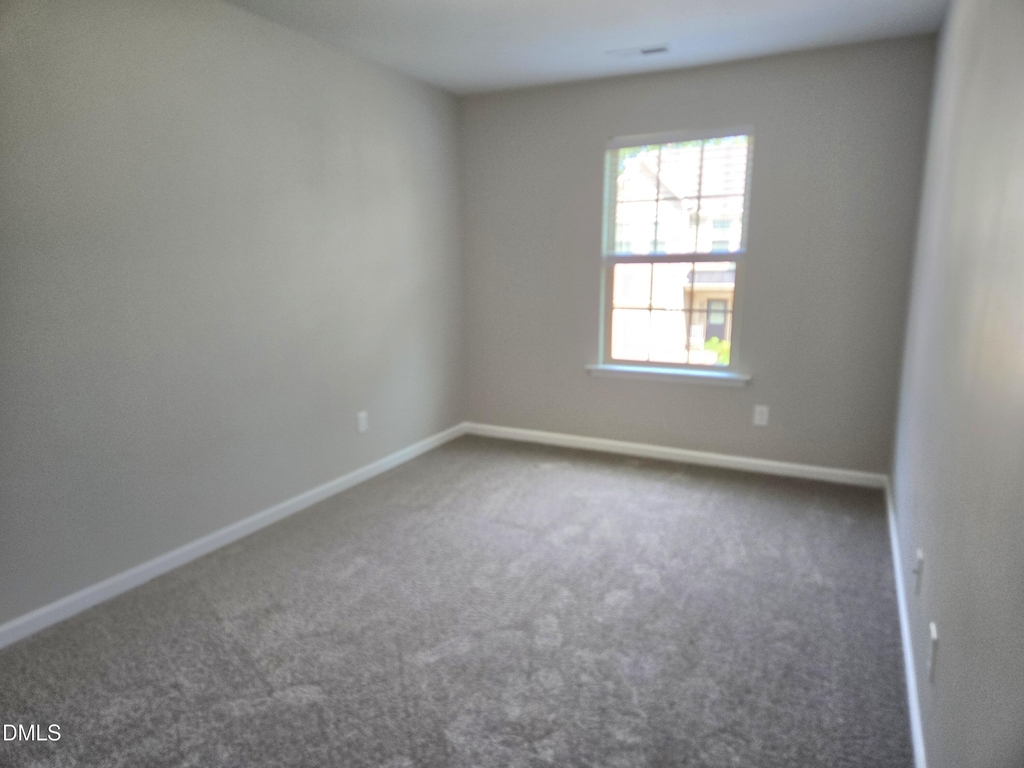 72 E Grove Point Drive - Photo 10