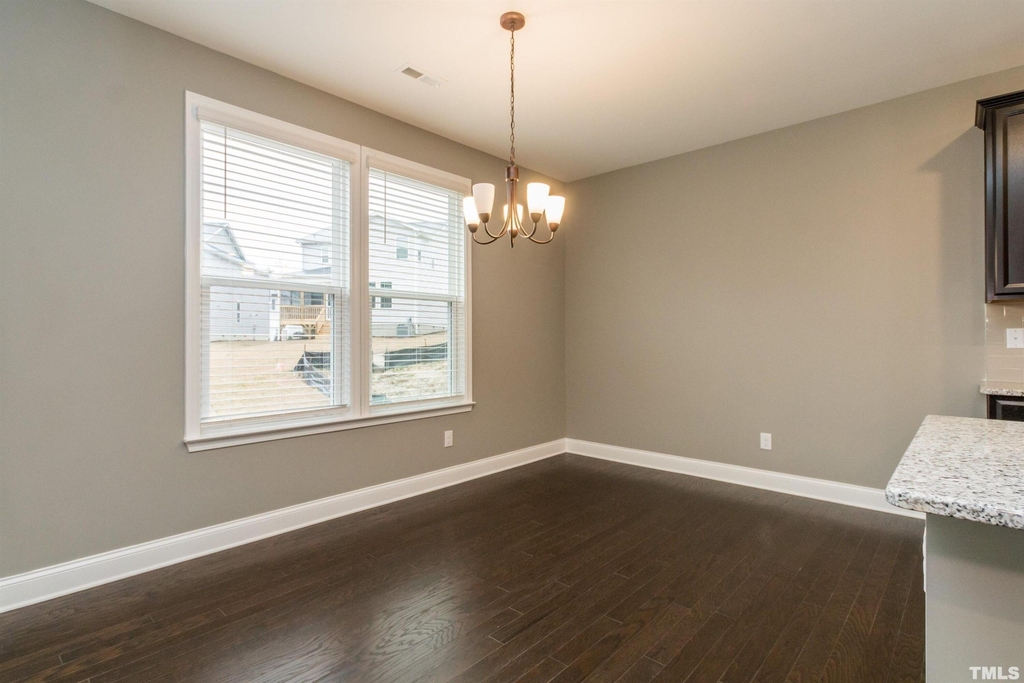 4072 Reunion Creek Parkway - Photo 8