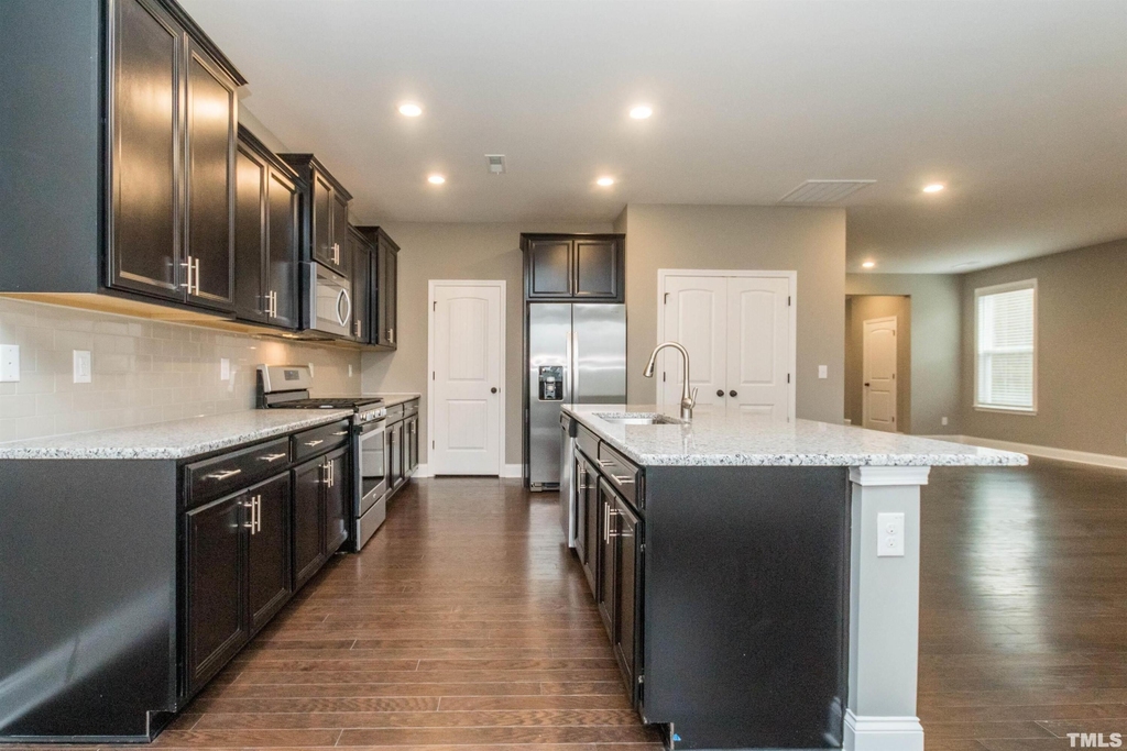4072 Reunion Creek Parkway - Photo 6