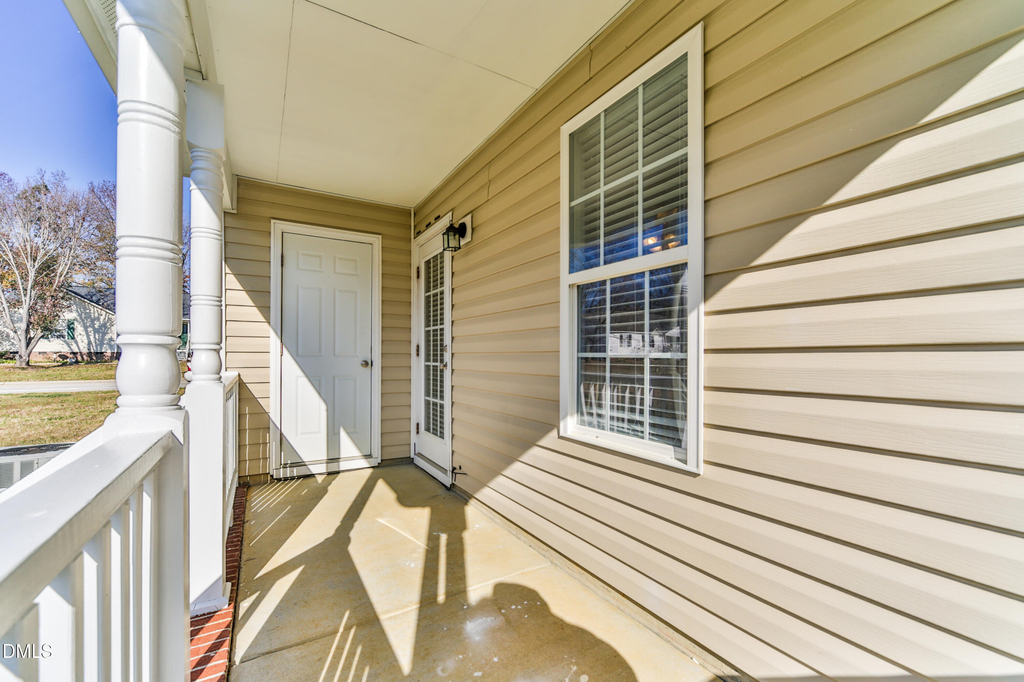 304 Whitehall Court - Photo 32