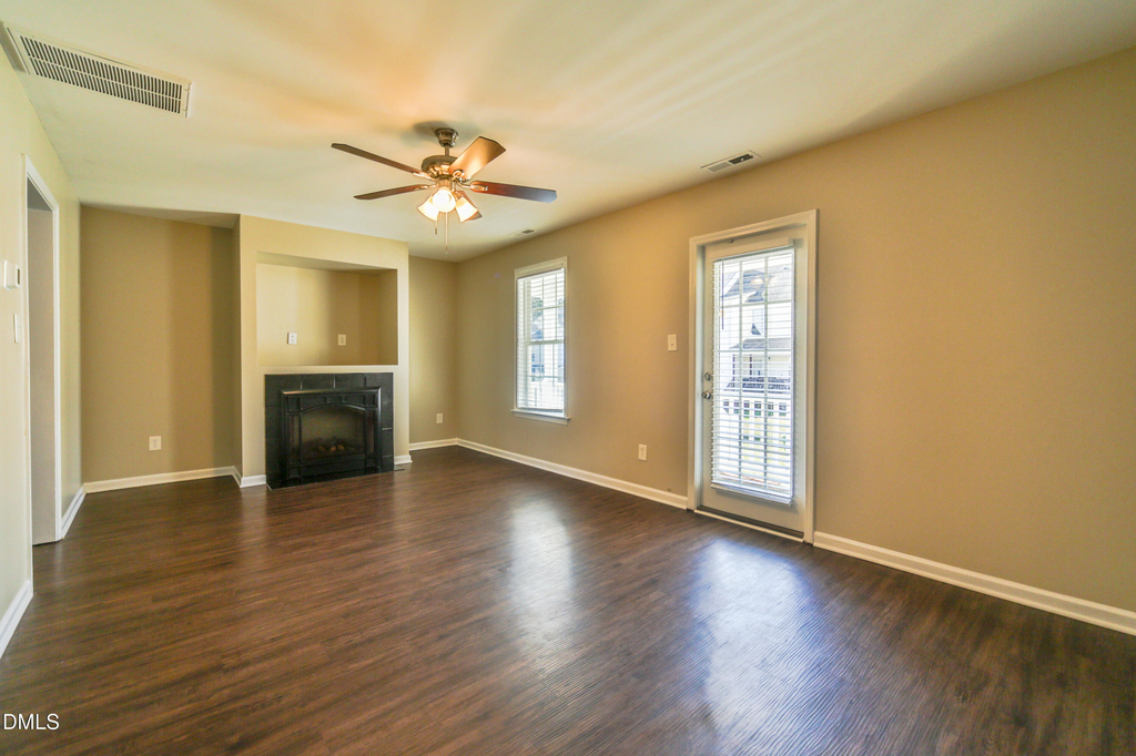304 Whitehall Court - Photo 12