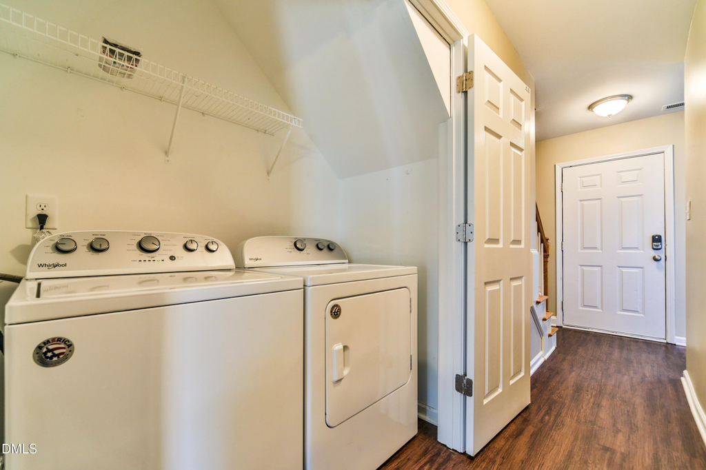 304 Whitehall Court - Photo 18