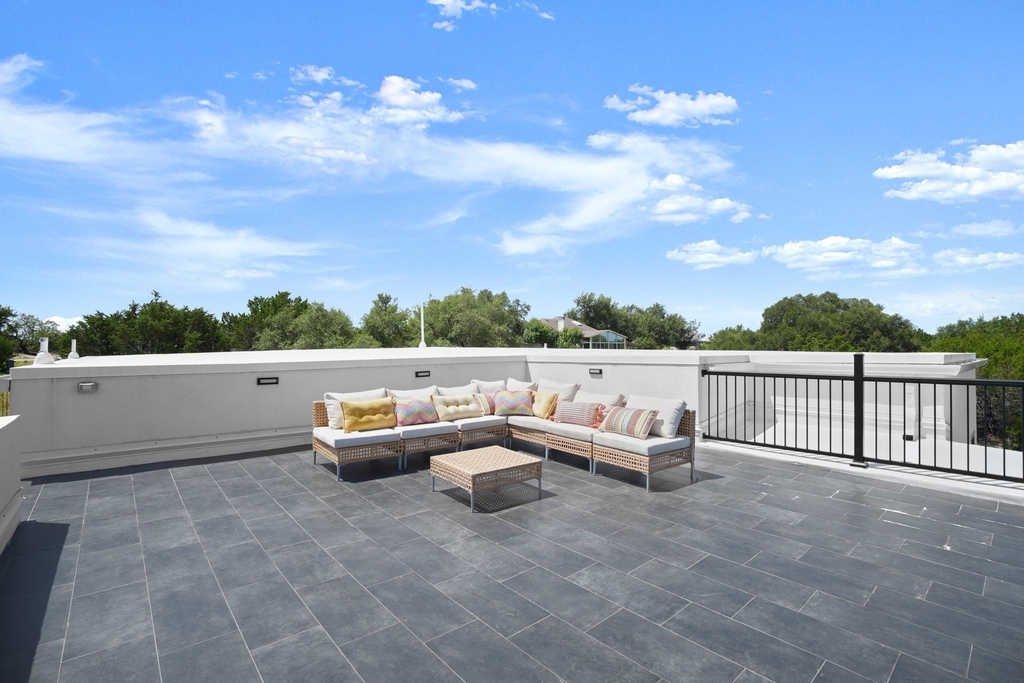 2401 Thurber Ln - Photo 24