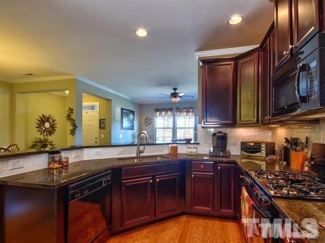 1528 Alemany Street - Photo 6
