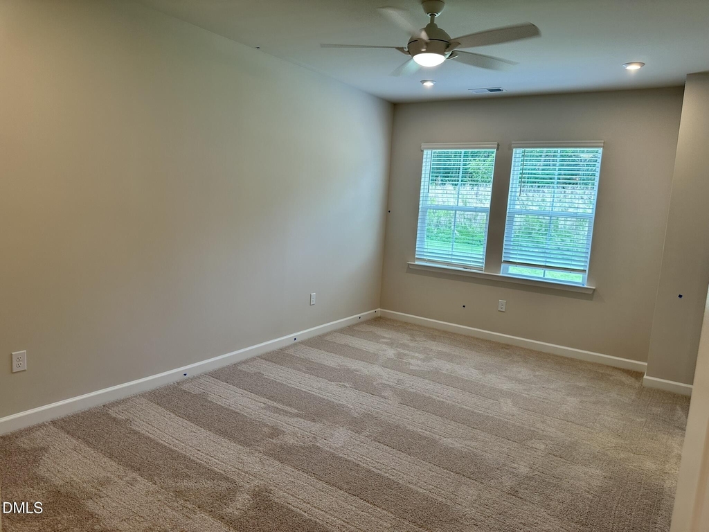 202 Solaire Alley - Photo 5