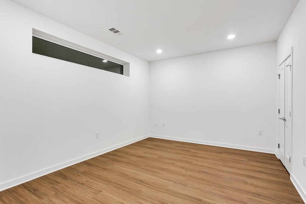4361 S Congress Ave - Photo 7