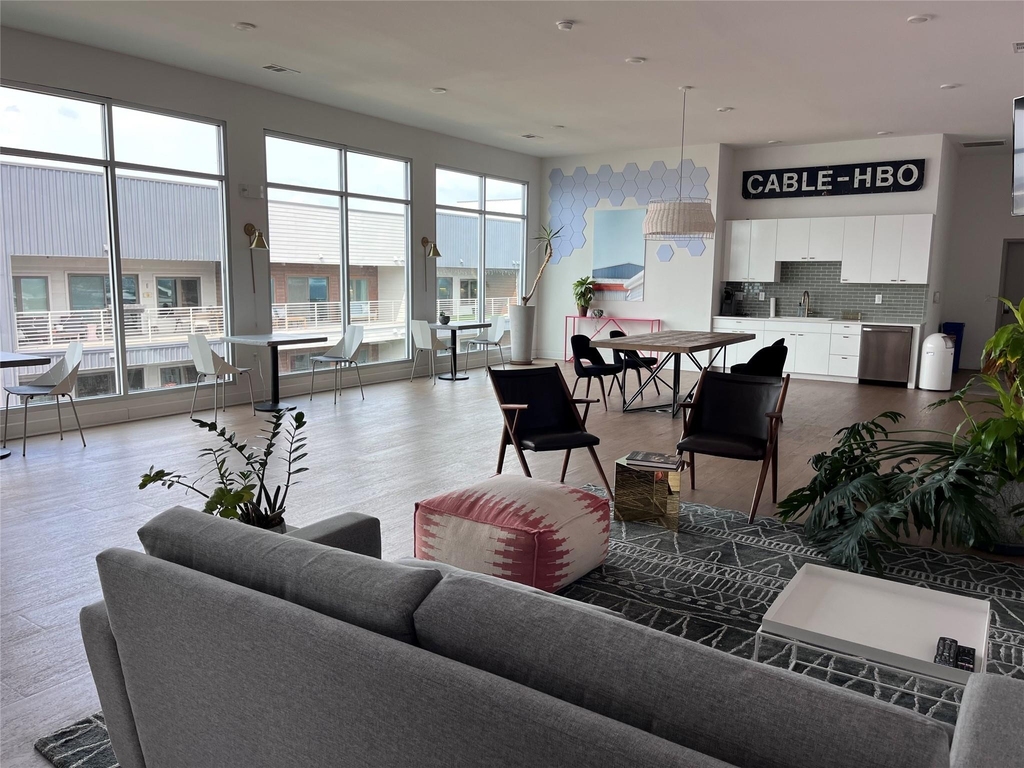 4361 S Congress Ave - Photo 15