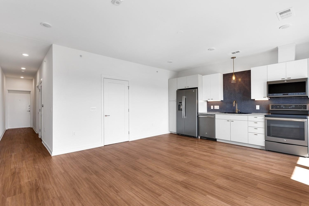 4361 S Congress Ave - Photo 5