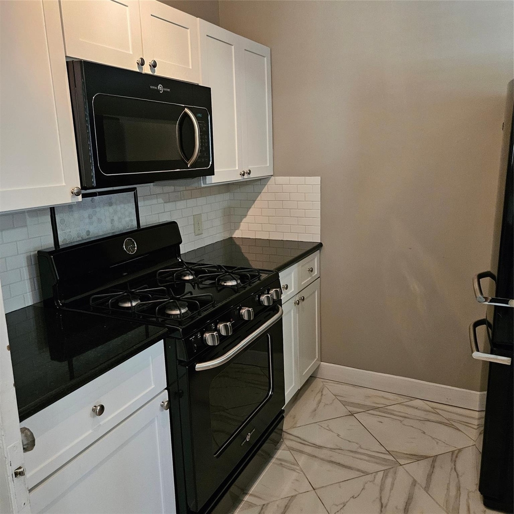 506 1/2 W 7th St - Photo 3
