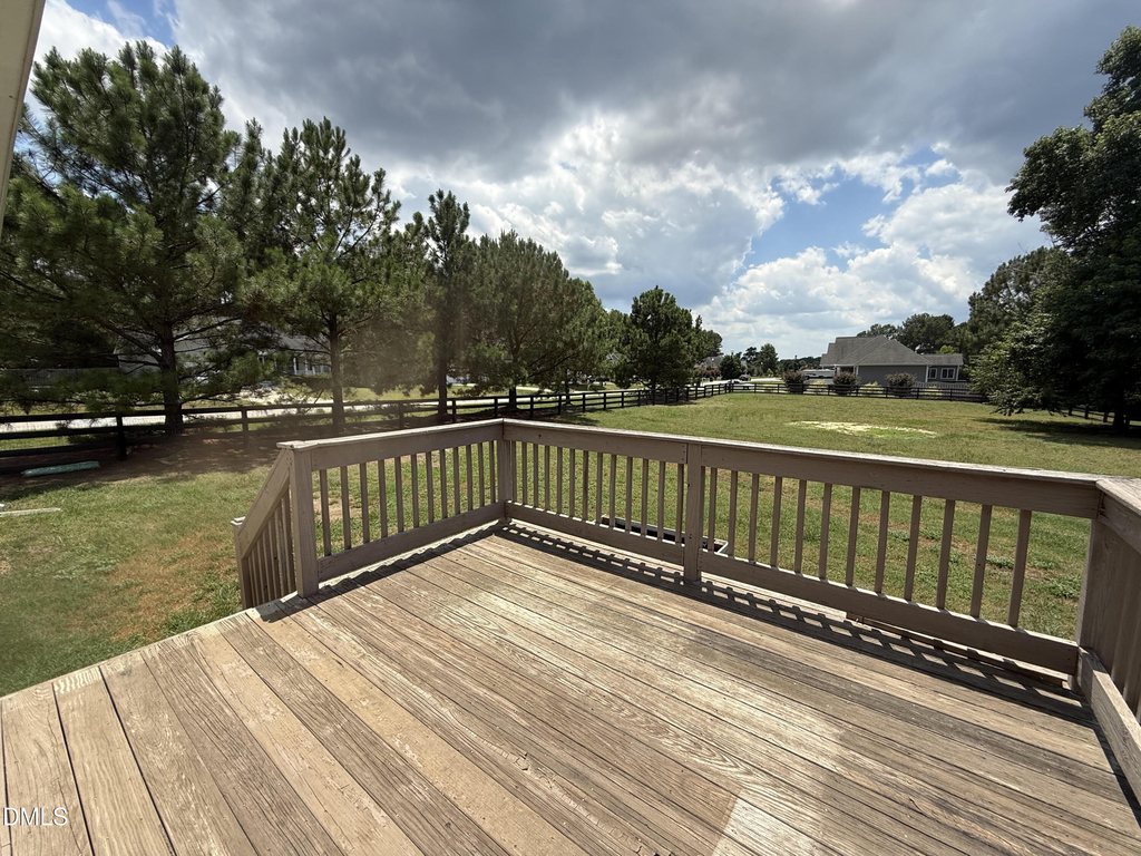 15 Hadleigh Way - Photo 16