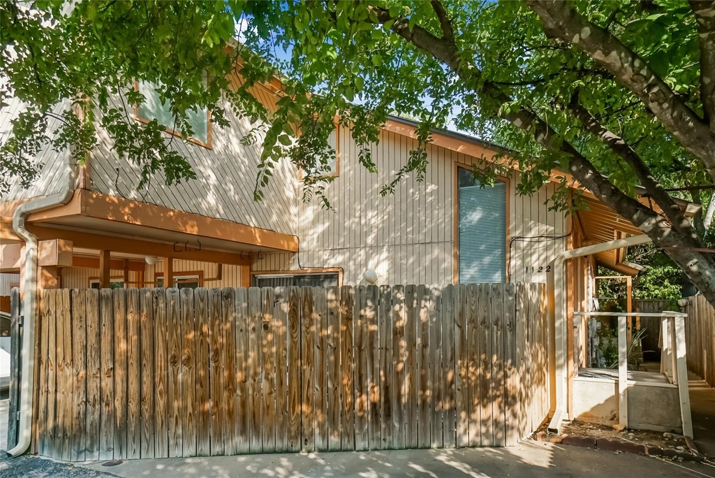 1122 Hollow Creek Dr - Photo 19