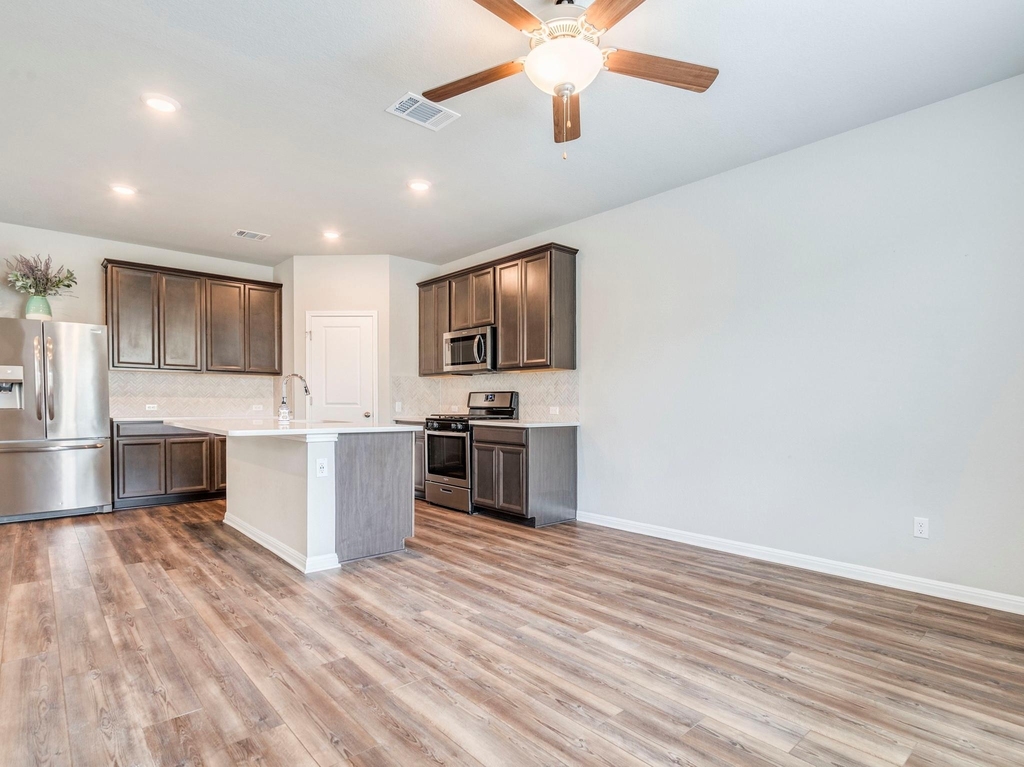 145 Beach Mountain Rd - Photo 2