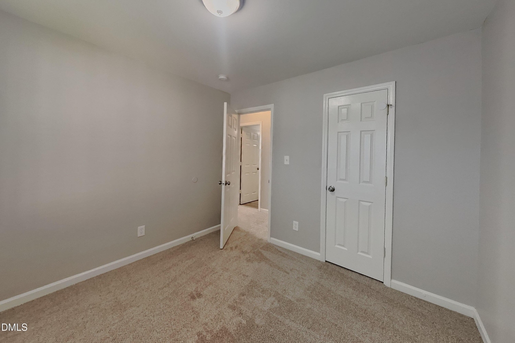 4425 Windstorm Way - Photo 8