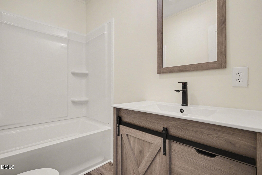 1101 E Mason Street - Photo 5